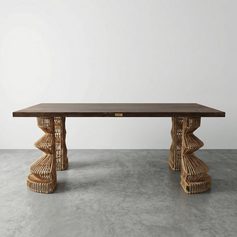 BALUSTRADA | dining table