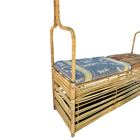 SAMPAYAN | hanger rack