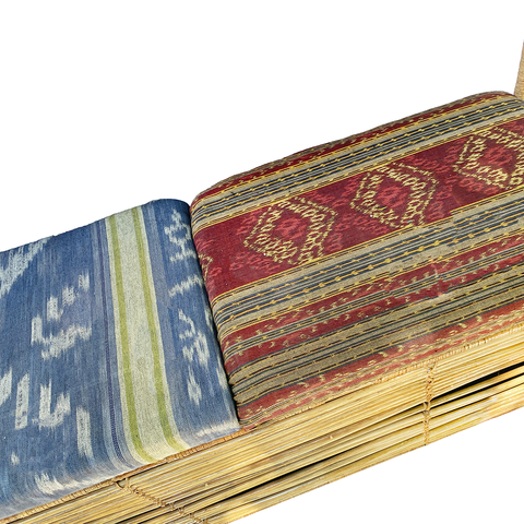 SAMPAYAN | hanger rack