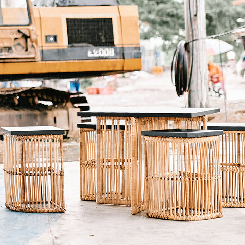 BAKURAN | coffee table with pull-out chairs and storage