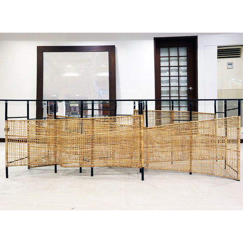 LAMBAT | dining table